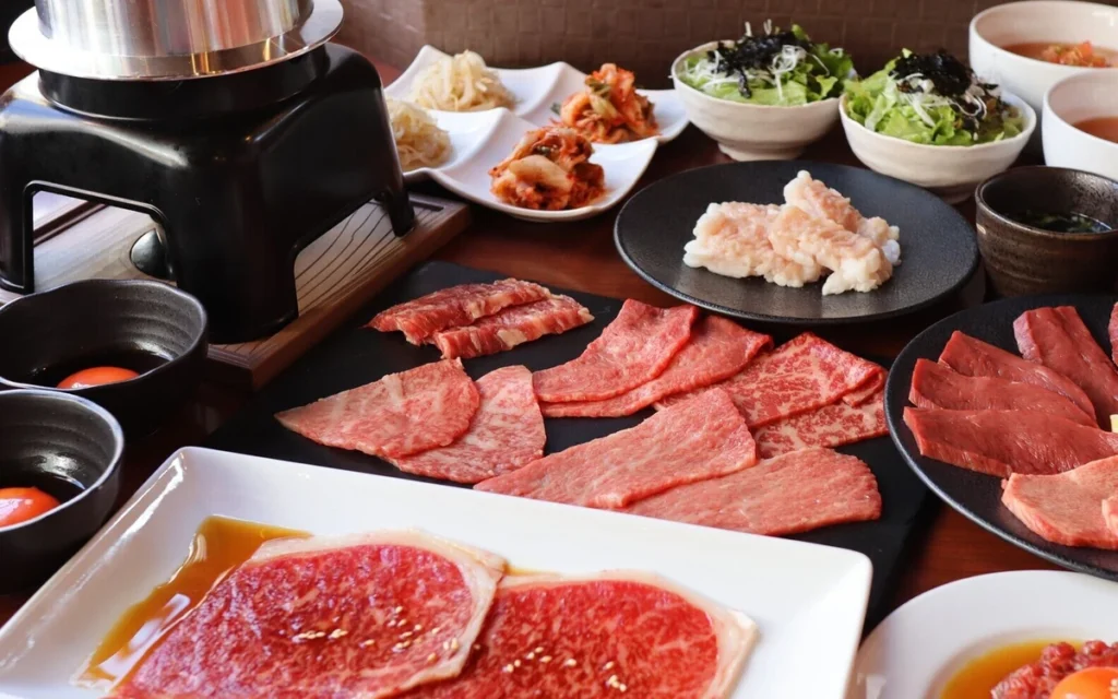 【新宿・焼肉】詰んだ会議を肉汁でリセット。部下のやる気を再点火する救済の店 3選