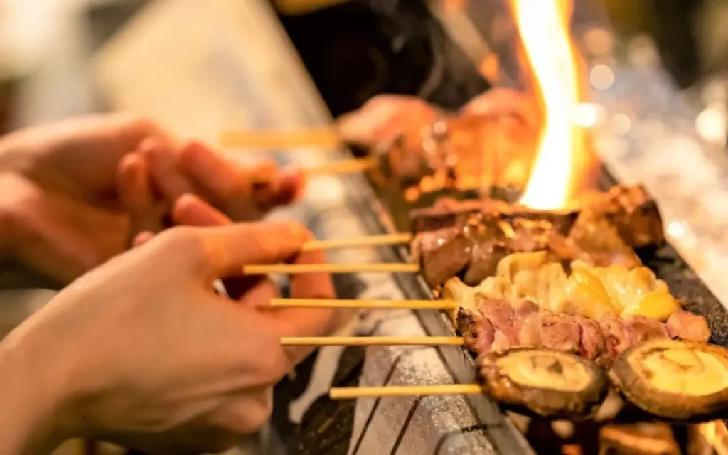 【神田・もつ焼き】理性を置いていけ。煙と内臓に溺れる背徳のお店 3選